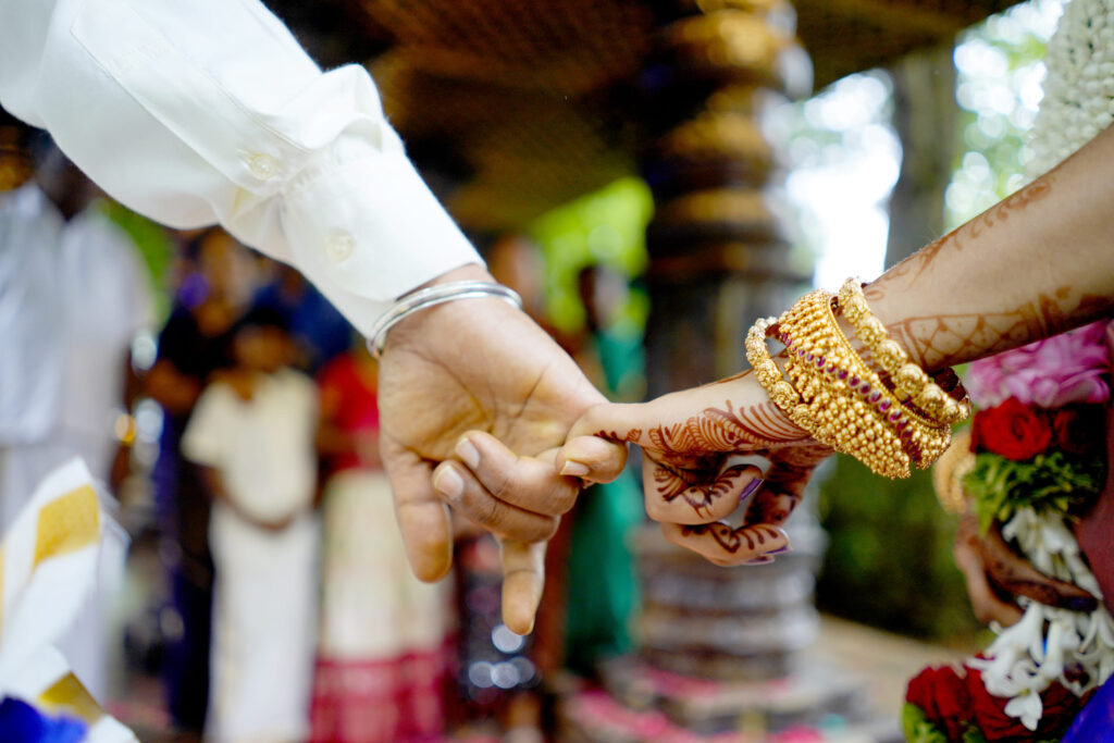 trending wedding photoshoot